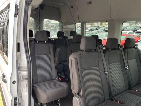 Used 2018 Ford Transit 350 XLT image 29