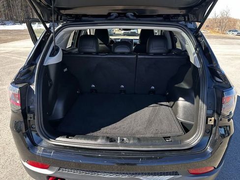 Used 2022 Jeep Compass Trailhawk w/ Trailhawk Elite Group image 21