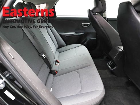 Used 2025 Kia K4 FWD image 22