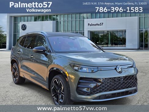 New 2026 Volkswagen Tiguan SEL R-Line image 1