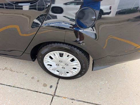 Used 2019 Ford Fiesta S FWD image 4
