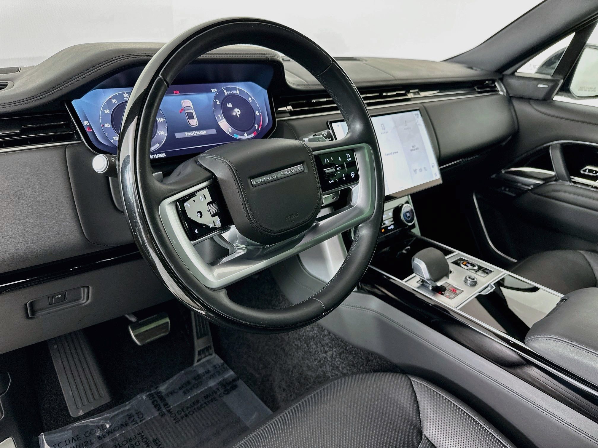 Certified 2023 Land Rover Range Rover Long Wheelbase SE AWD/4WD image 10