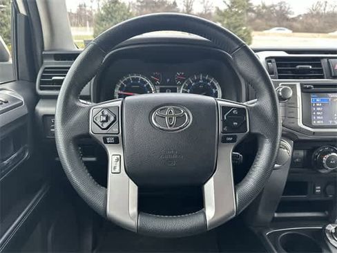 Used 2019 Toyota 4Runner SR5 image 7