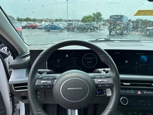 Used 2025 Hyundai Sonata SEL FWD image 8