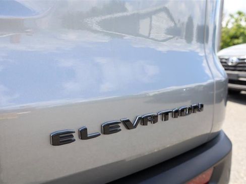 Used 2025 GMC Acadia Elevation image 34