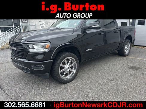 Used 2019 RAM 1500 Laramie AWD/4WD image 1