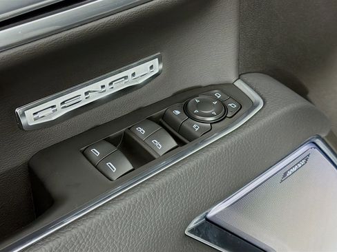 Used 2025 GMC Sierra 1500 Denali w/ Denali Reserve Package image 20