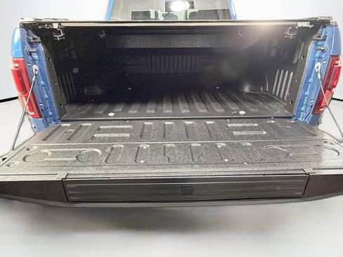 Used 2019 Ford F150 Raptor w/ Equipment Group 802A Luxury AWD/4WD image 29