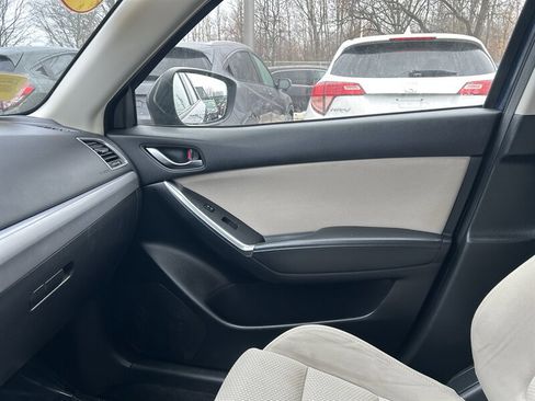 Used 2016 MAZDA CX-5 Touring image 12