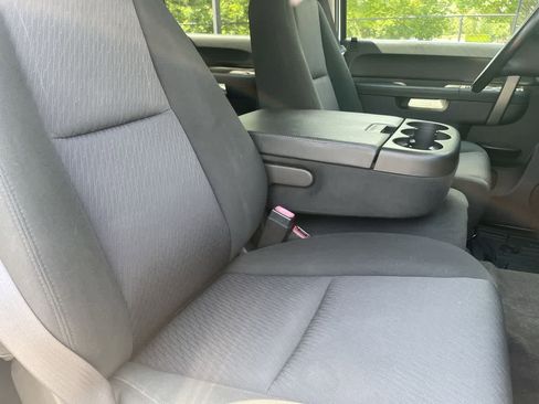 Used 2013 Chevrolet Silverado 2500 LT w/ Z71 Appearance Package AWD/4WD image 14