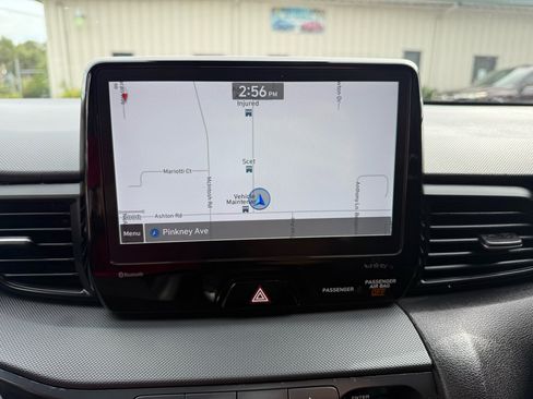 Used 2022 Hyundai Veloster N image 27