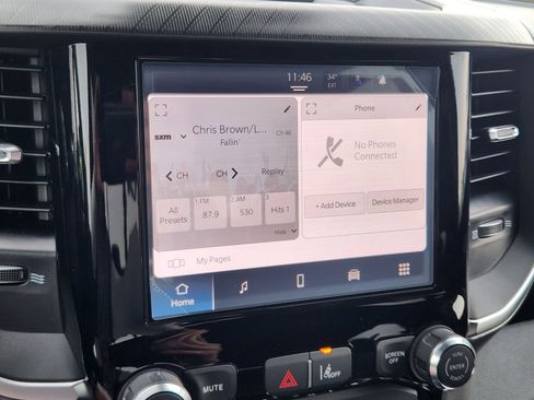 New 2026 RAM 1500 Express AWD/4WD image 16
