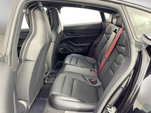 Used 2022 Porsche Taycan RWD image 43