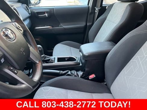 Used 2021 Toyota Tacoma TRD Sport w/ Technology Package AWD/4WD image 9