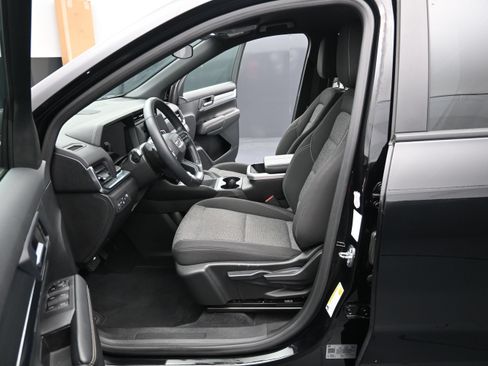 Used 2025 GMC Terrain Elevation AWD/4WD image 12