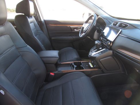 Used 2022 Honda CR-V Touring image 9