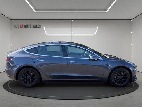 Used 2018 Tesla Model 3 Long Range image 6