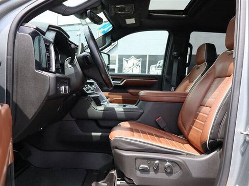 Used 2024 GMC Sierra 2500 Denali Ultimate AWD/4WD image 17