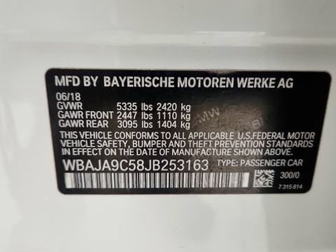 Used 2018 BMW 530e w/ M Sport Package 2 RWD image 75