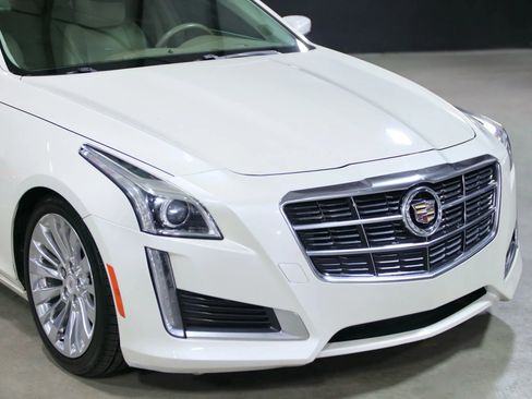 Used 2014 Cadillac CTS Luxury image 3