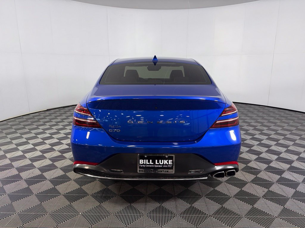 Used 2022 Genesis G70 2.0T RWD image 8