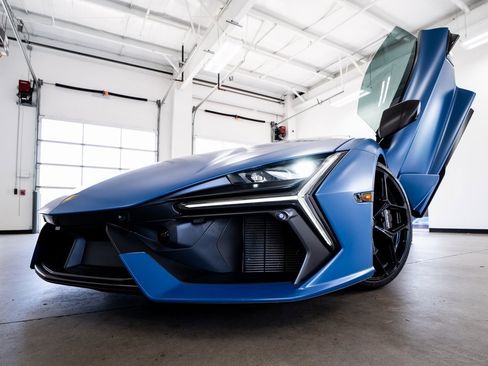 Used 2024 Lamborghini Revuelto image 20