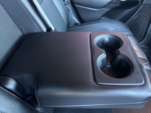 Used 2023 Jeep Cherokee Altitude Lux image 58