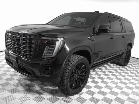 Used 2026 GMC Yukon XL Denali Ultimate image 9