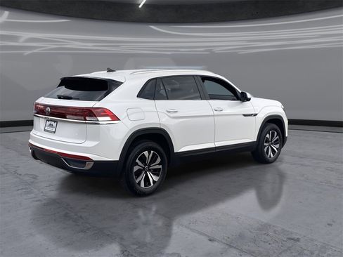 New 2026 Volkswagen Atlas Cross Sport SE image 5