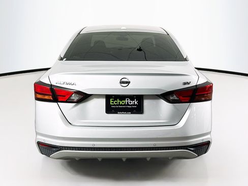 Used 2021 Nissan Altima 2.5 SV FWD image 7