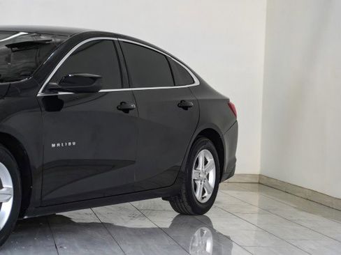 Used 2021 Chevrolet Malibu LS image 43