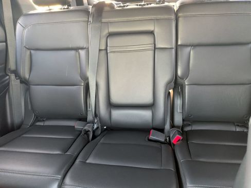 Certified 2020 Ford Explorer XLT w/ Equipment Group 202A AWD/4WD image 8