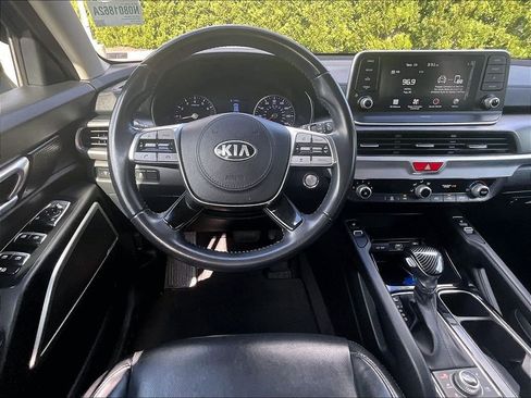 Used 2020 Kia Telluride S w/ S 8 Passenger Seating Package AWD/4WD image 18