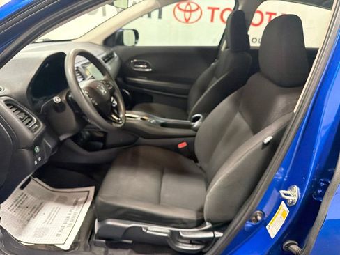 Used 2018 Honda HR-V EX image 24