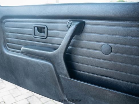 Used 1988 BMW M3 Coupe RWD image 35