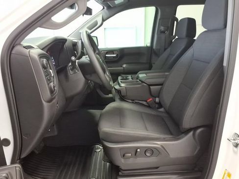 Used 2025 Chevrolet Silverado 1500 Custom Trail Boss AWD/4WD image 14