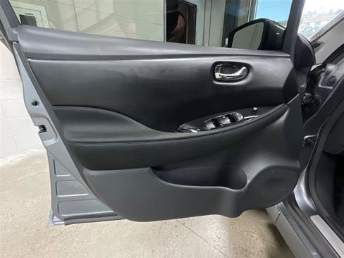 Used 2024 Nissan Leaf SV Plus FWD image 10