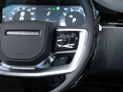 Used 2026 Land Rover Range Rover Long Wheelbase SE image 69