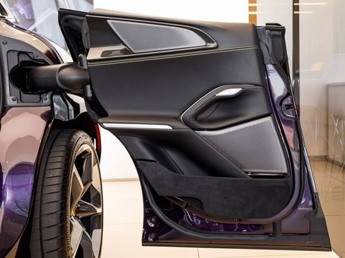 Used 2024 Ferrari Purosangue image 35