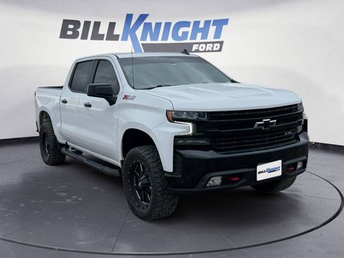 Used 2021 Chevrolet Silverado 1500 LT Trail Boss w/ LPO, Dark Essentials Package image 7
