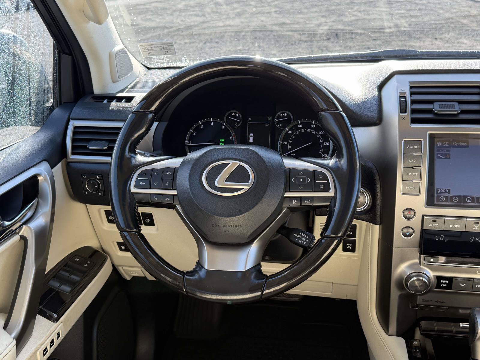 Used 2021 Lexus GX 460 Premium w/ Premium Package AWD/4WD image 9