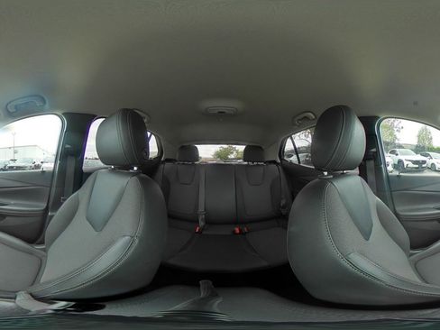Used 2025 Buick Encore GX Preferred FWD image 37