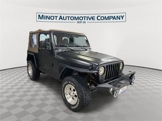 Used 1997 Jeep Wrangler Sahara video 1