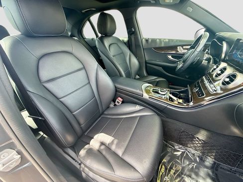 Used 2020 Mercedes-Benz C 300 Sedan image 30