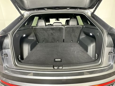 Used 2025 Volkswagen Atlas Cross Sport SE image 28