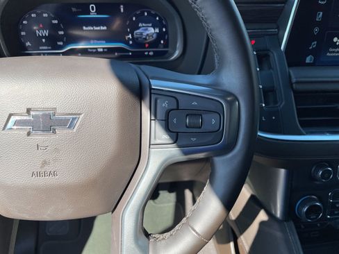 Used 2023 Chevrolet Tahoe Z71 w/ Luxury Package image 17