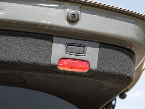 Used 2014 Porsche Cayenne image 48