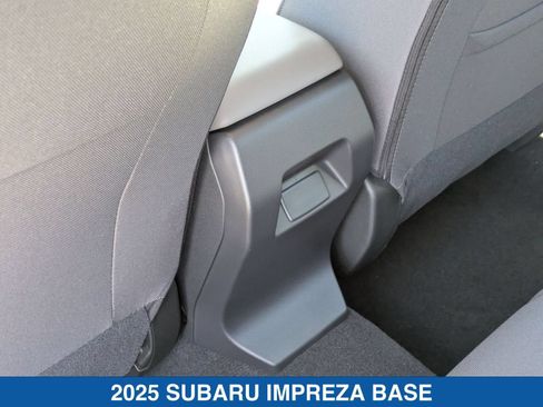 Certified 2025 Subaru Impreza 2.0i AWD/4WD image 11