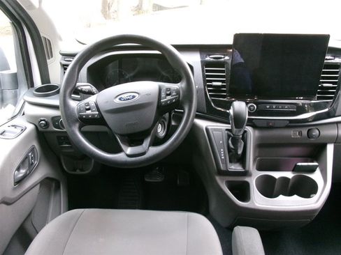Used 2024 Ford Transit 350 XLT RWD image 31