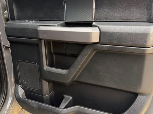 Used 2018 Ford F150 XLT w/ Equipment Group 302A Luxury image 21